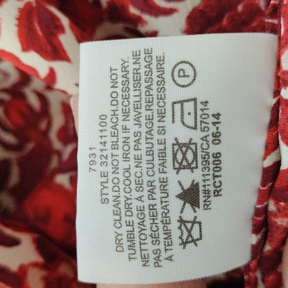 10577 FINAL PRICE Tory Burch red and burgundy floral L/S silk blouse 8 - Picture 12 of 12